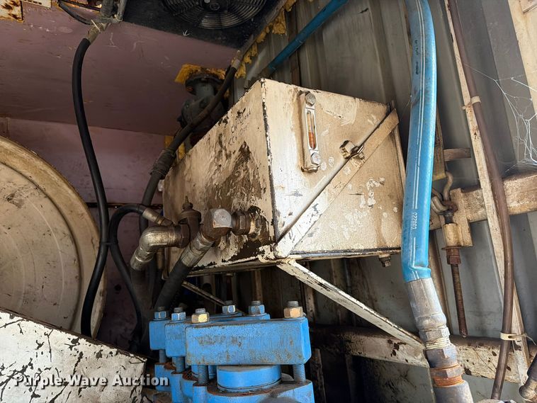 image for item FT5008 2001 International 4900 sewer jetter truck