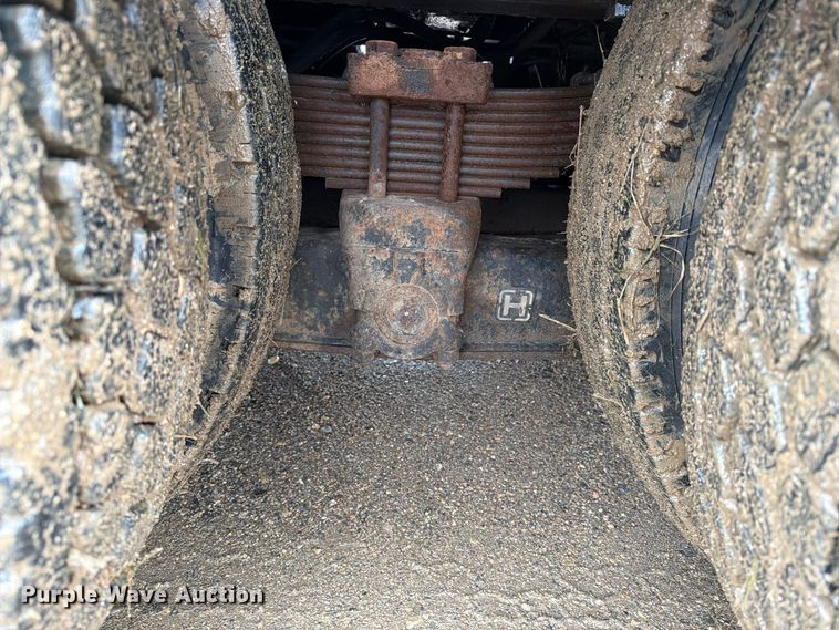 image for item FT5008 2001 International 4900 sewer jetter truck