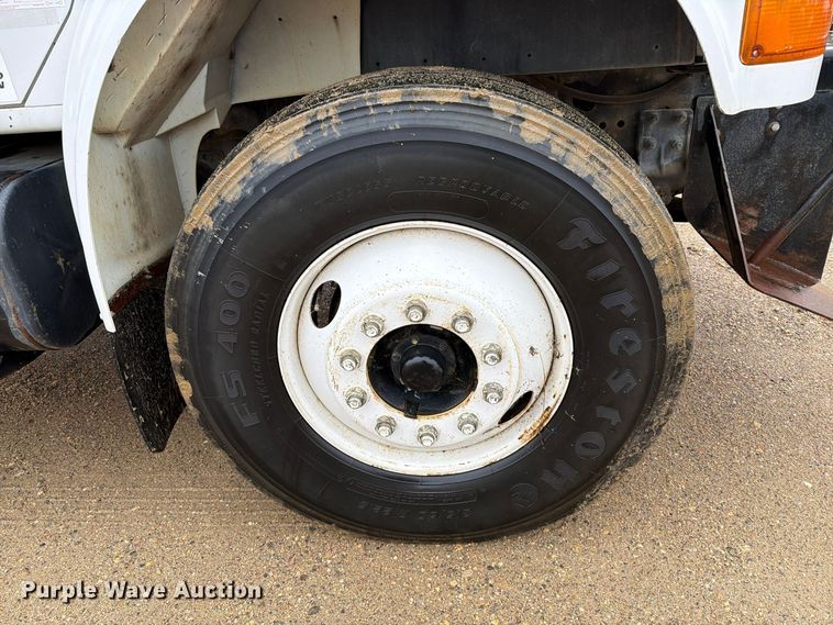 image for item FT5008 2001 International 4900 sewer jetter truck