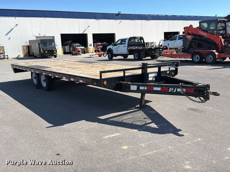 image for item FT6402 2020 PJ Trailer Manufacturer Deckover F8242 flatbed trailer