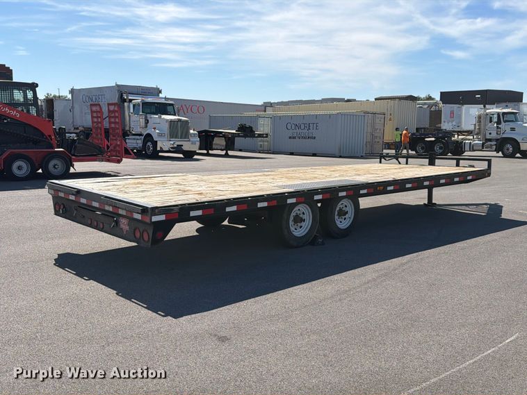 image for item FT6402 2020 PJ Trailer Manufacturer Deckover F8242 flatbed trailer