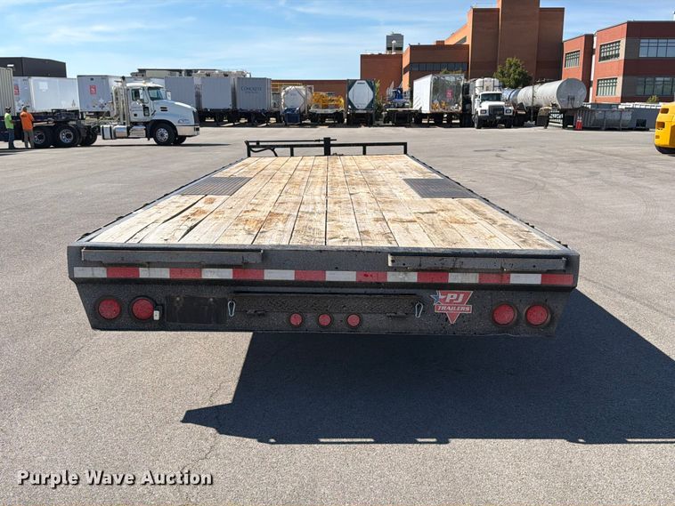 image for item FT6402 2020 PJ Trailer Manufacturer Deckover F8242 flatbed trailer