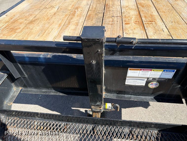 image for item FT6402 2020 PJ Trailer Manufacturer Deckover F8242 flatbed trailer