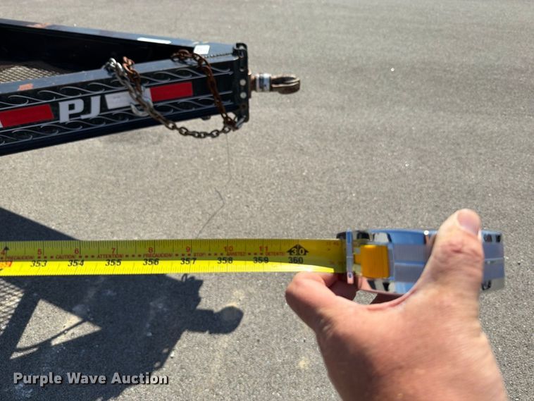image for item FT6402 2020 PJ Trailer Manufacturer Deckover F8242 flatbed trailer