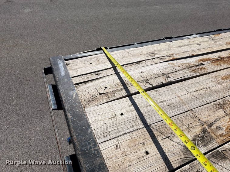 image for item FT6402 2020 PJ Trailer Manufacturer Deckover F8242 flatbed trailer