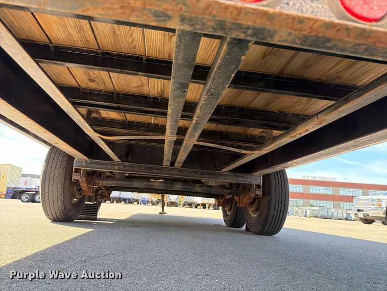 image for item FT6402 2020 PJ Trailer Manufacturer Deckover F8242 flatbed trailer