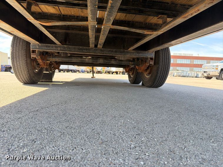 image for item FT6402 2020 PJ Trailer Manufacturer Deckover F8242 flatbed trailer