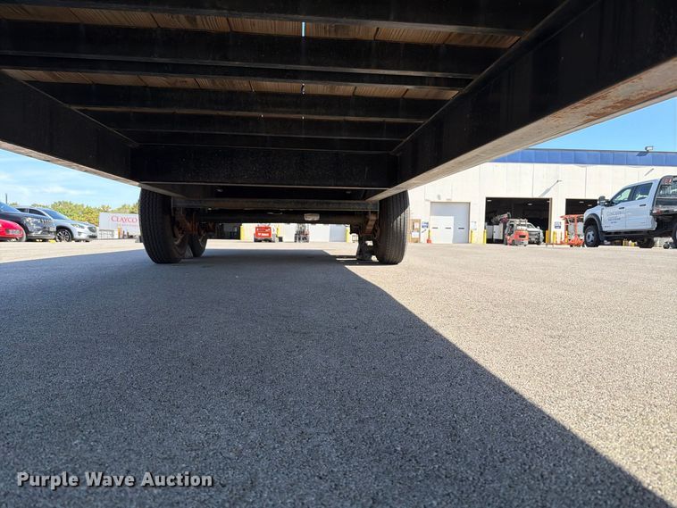 image for item FT6402 2020 PJ Trailer Manufacturer Deckover F8242 flatbed trailer