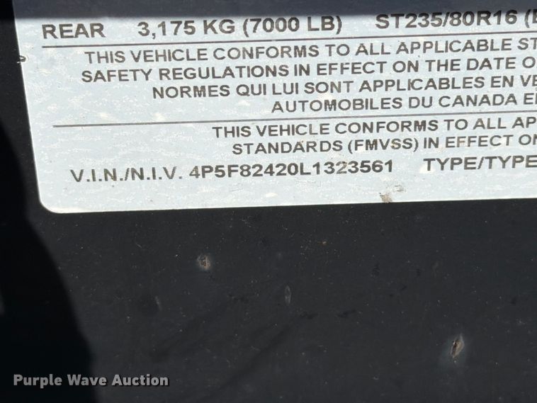 image for item FT6402 2020 PJ Trailer Manufacturer Deckover F8242 flatbed trailer