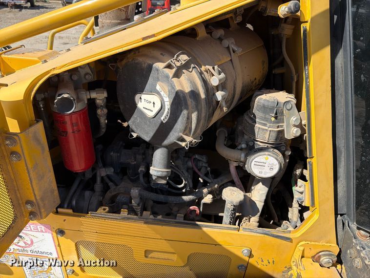 image for item FT6476 2013 Komatsu D61PX-23 dozer