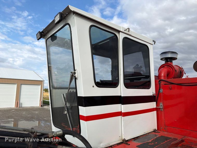 image for item FT6482 2000 Sterling L7500 grapple truck