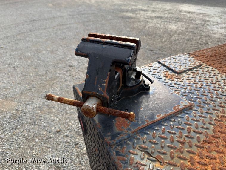 image for item FT6483 2000 Sterling Truck L7500 Series flatbed truck