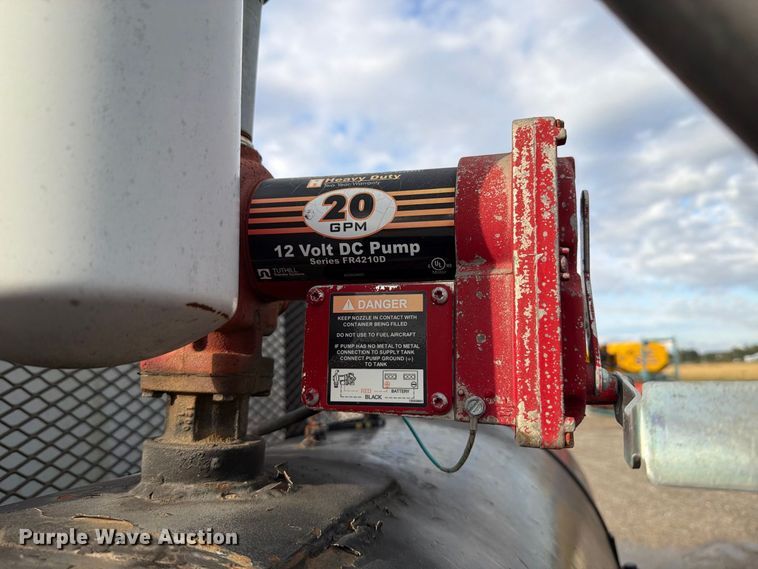 image for item FT6483 2000 Sterling Truck L7500 Series flatbed truck