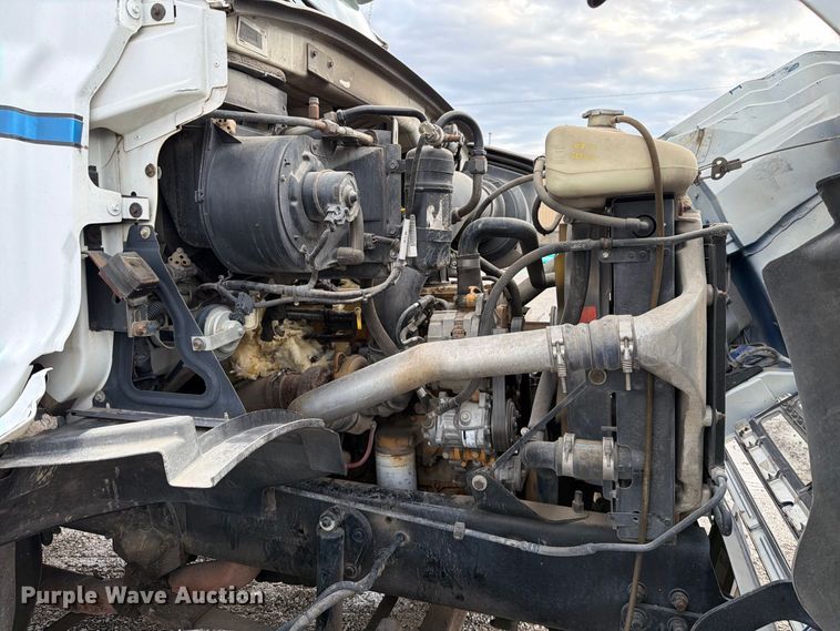 image for item FT6483 2000 Sterling Truck L7500 Series flatbed truck