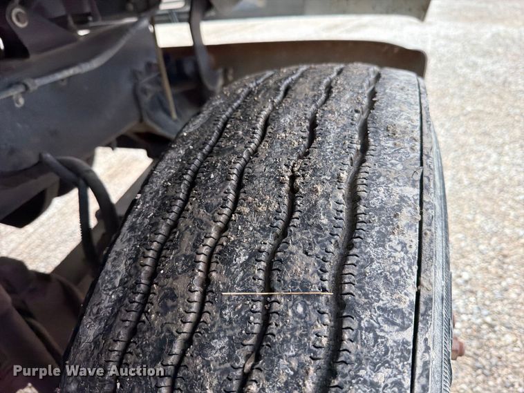 image for item FT6483 2000 Sterling Truck L7500 Series flatbed truck
