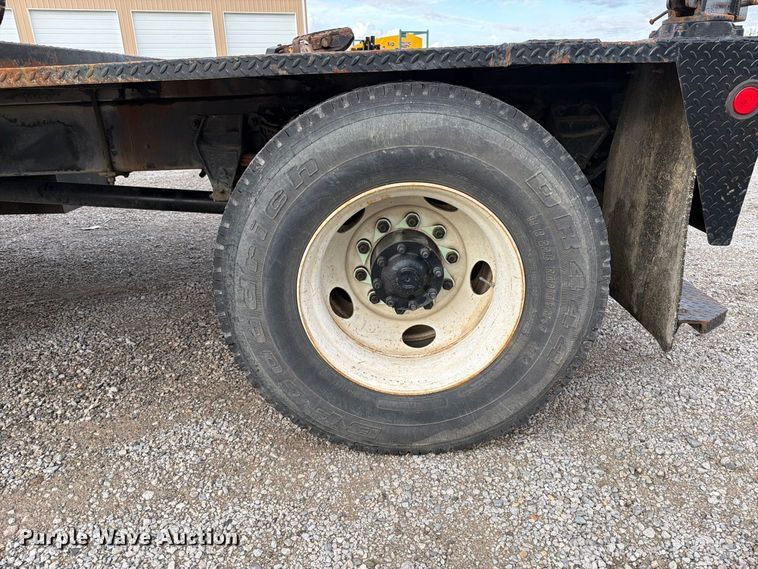 image for item FT6483 2000 Sterling Truck L7500 Series flatbed truck