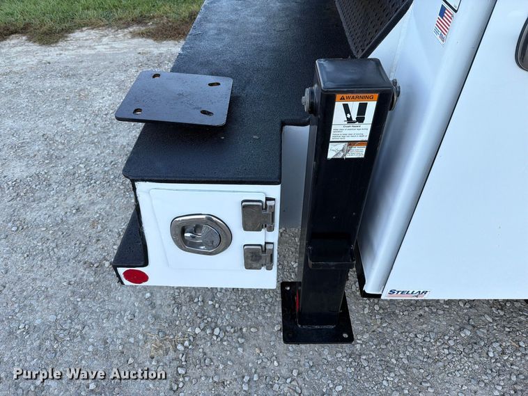 image for item FT6489 2019 Ford F750 Super Duty utility / service truck