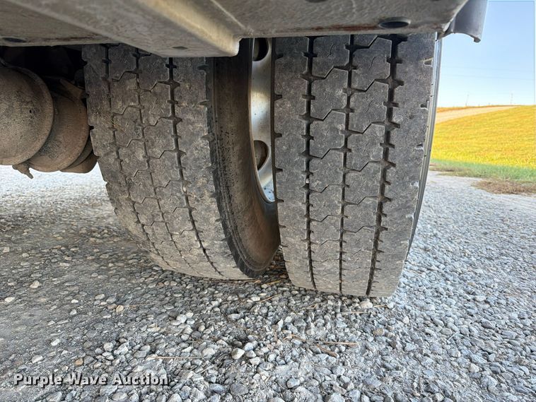 image for item FT6489 2019 Ford F750 Super Duty utility / service truck
