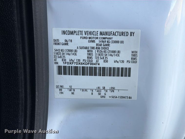 image for item FT6489 2019 Ford F750 Super Duty utility / service truck