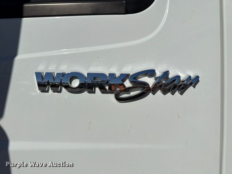 image for item FT6490 2014 International WorkStar 7400 spreader truck