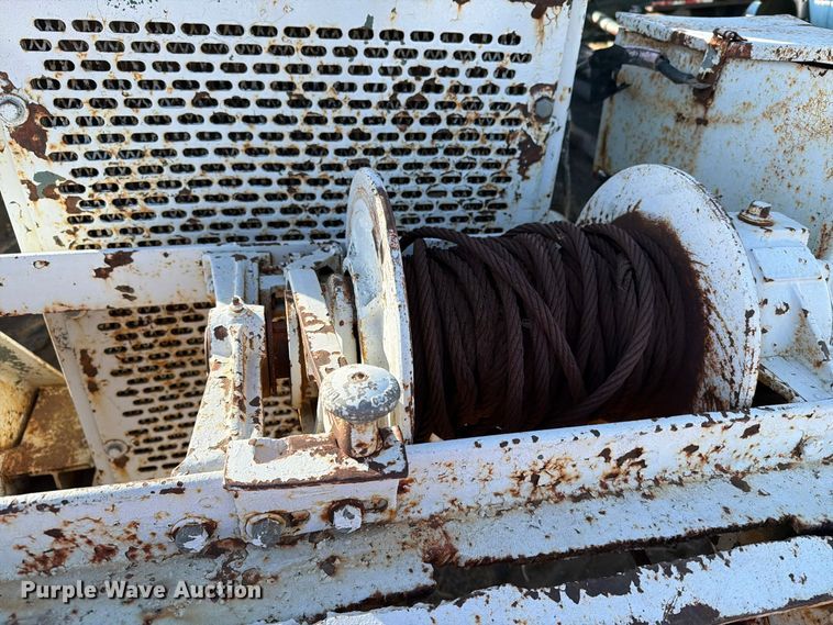 image for item FT6893 Skidder