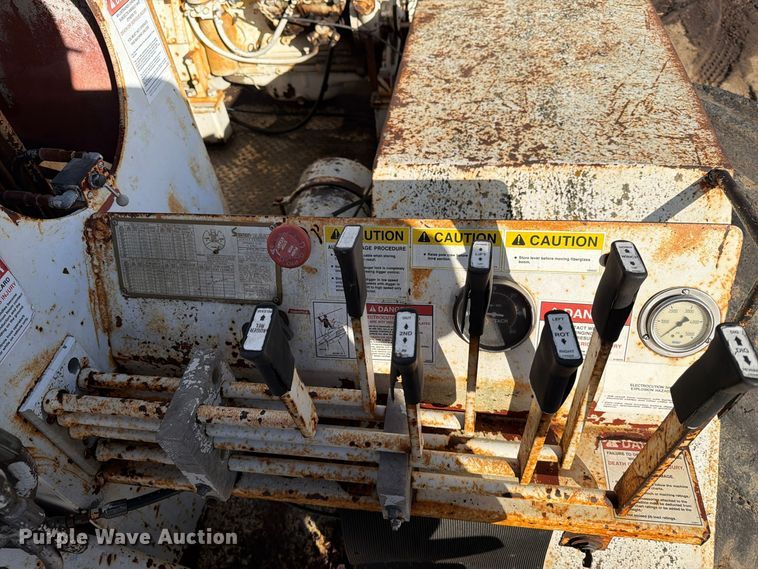 image for item FT6893 Skidder