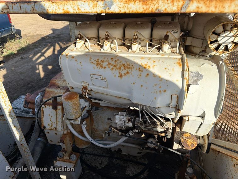 image for item FT6893 Skidder
