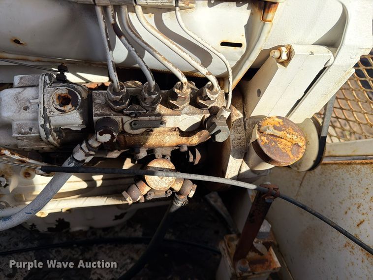image for item FT6893 Skidder