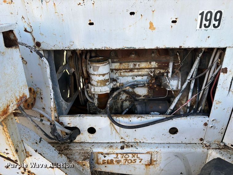 image for item FT6893 Skidder
