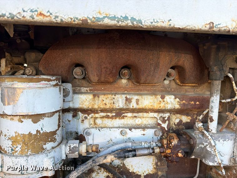 image for item FT6893 Skidder