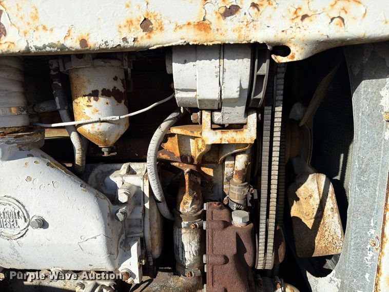 image for item FT6893 Skidder