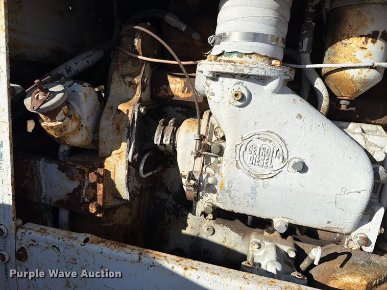 image for item FT6893 Skidder