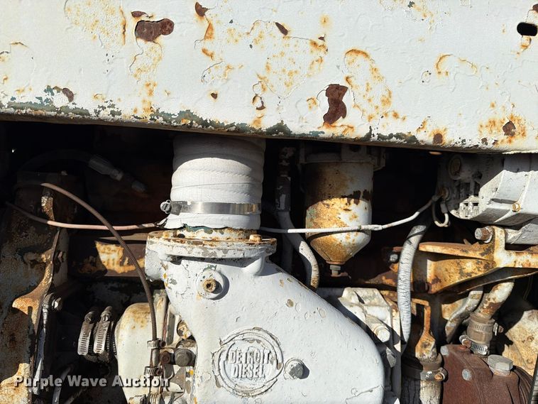 image for item FT6893 Skidder
