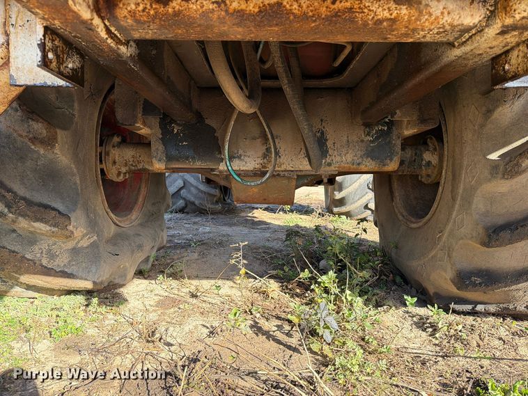 image for item FT6893 Skidder