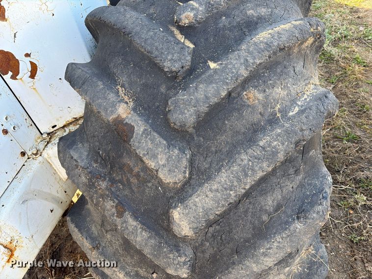 image for item FT6893 Skidder