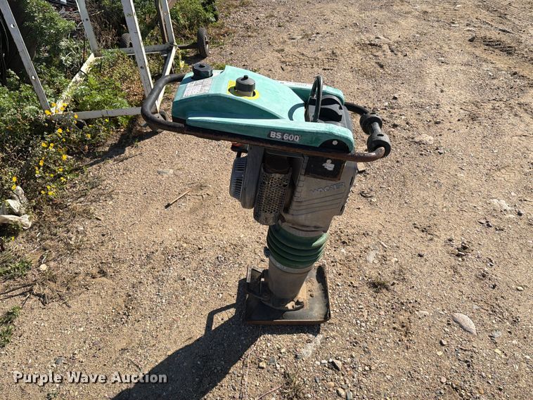 image for item FT6952 Wacker BS600 plate compactor