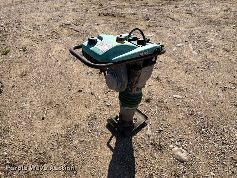 image for item FT6952 Wacker BS600 plate compactor