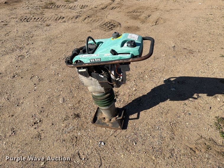 image for item FT6952 Wacker BS600 plate compactor