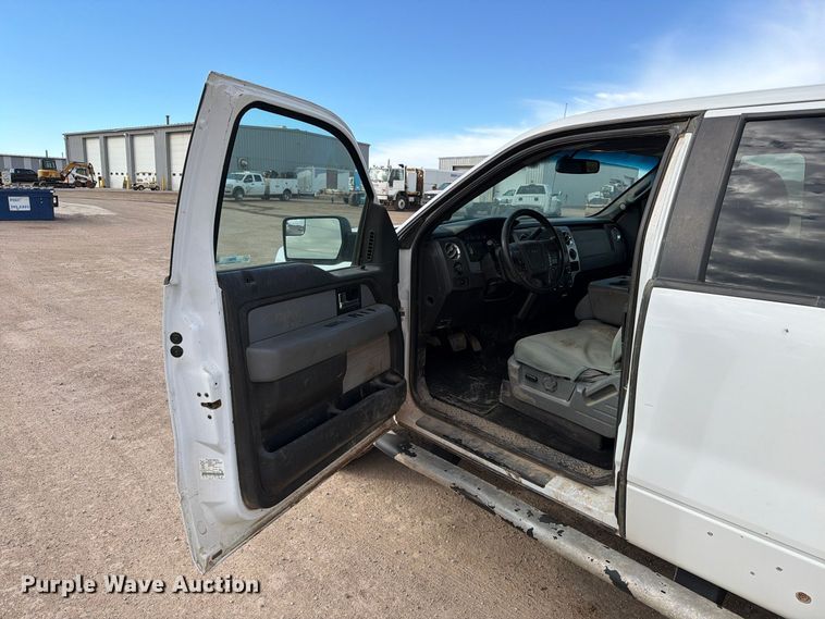 image for item FT6980 2014 Ford F150 Ext. Cab pickup truck