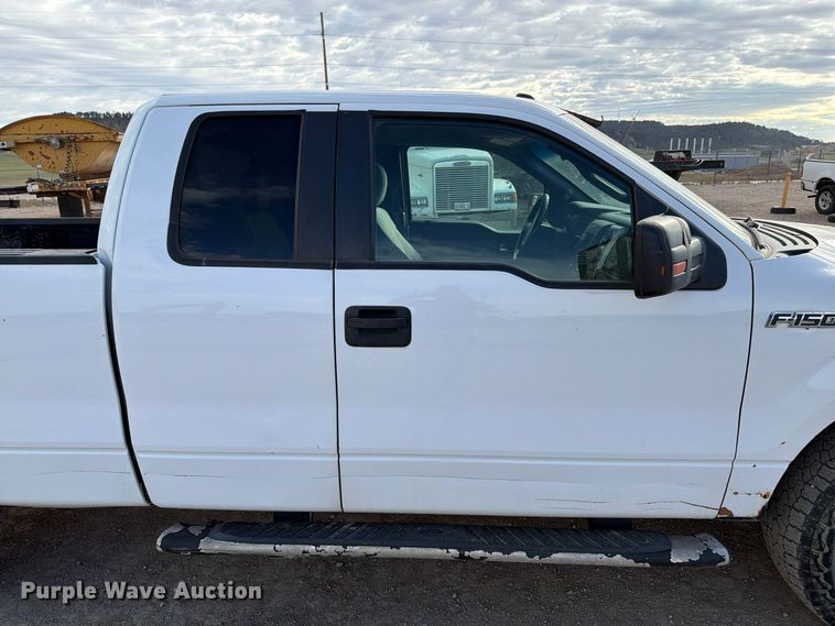 image for item FT6980 2014 Ford F150 Ext. Cab pickup truck