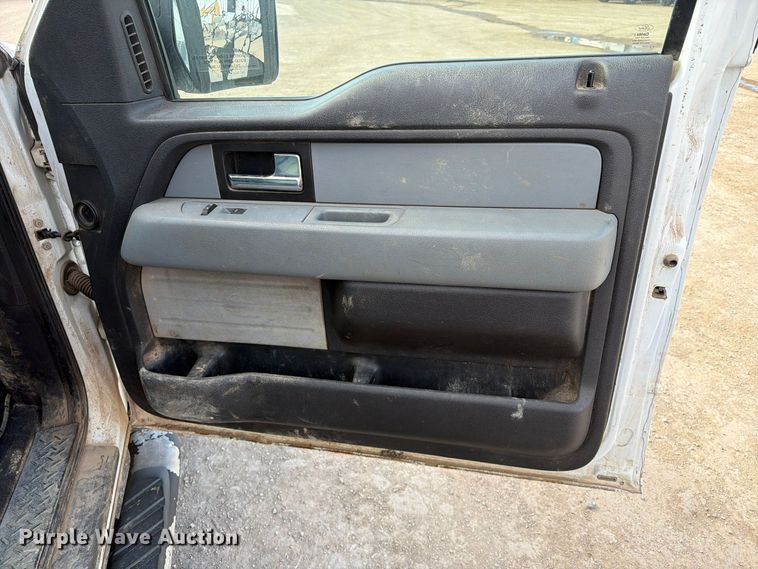 image for item FT6980 2014 Ford F150 Ext. Cab pickup truck