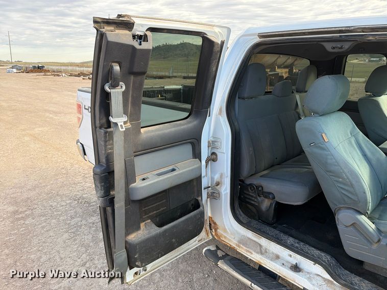image for item FT6980 2014 Ford F150 Ext. Cab pickup truck