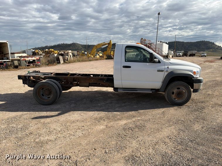 image for item FT6981 2008 Sterling Bullet truck cab and chassis