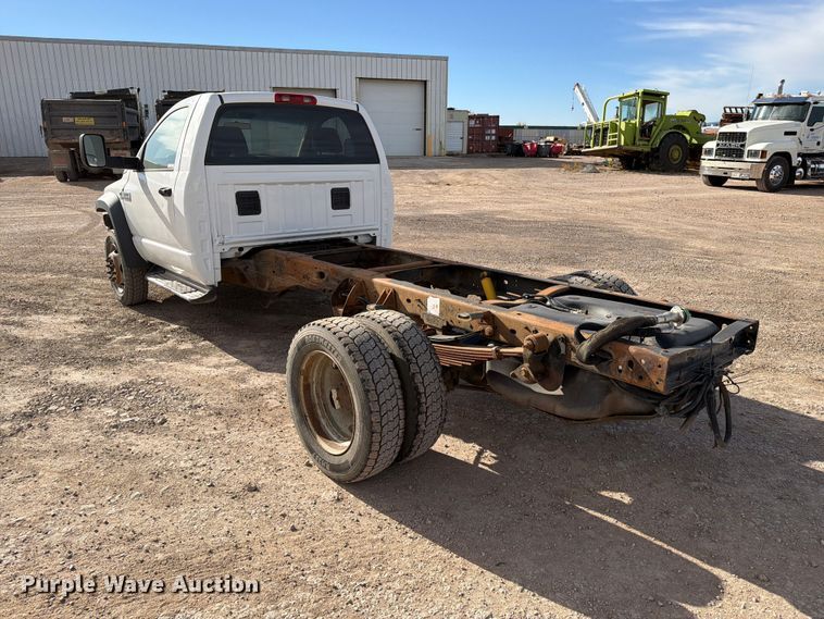 image for item FT6981 2008 Sterling Bullet truck cab and chassis