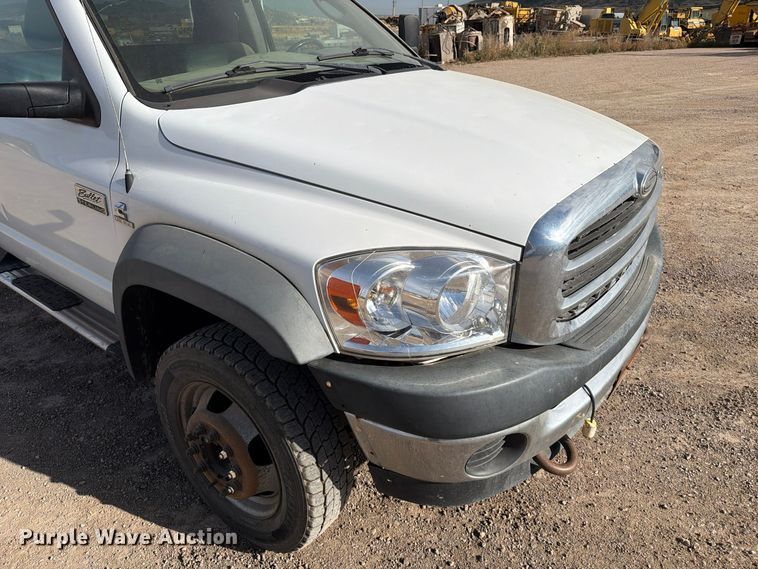 image for item FT6981 2008 Sterling Bullet truck cab and chassis