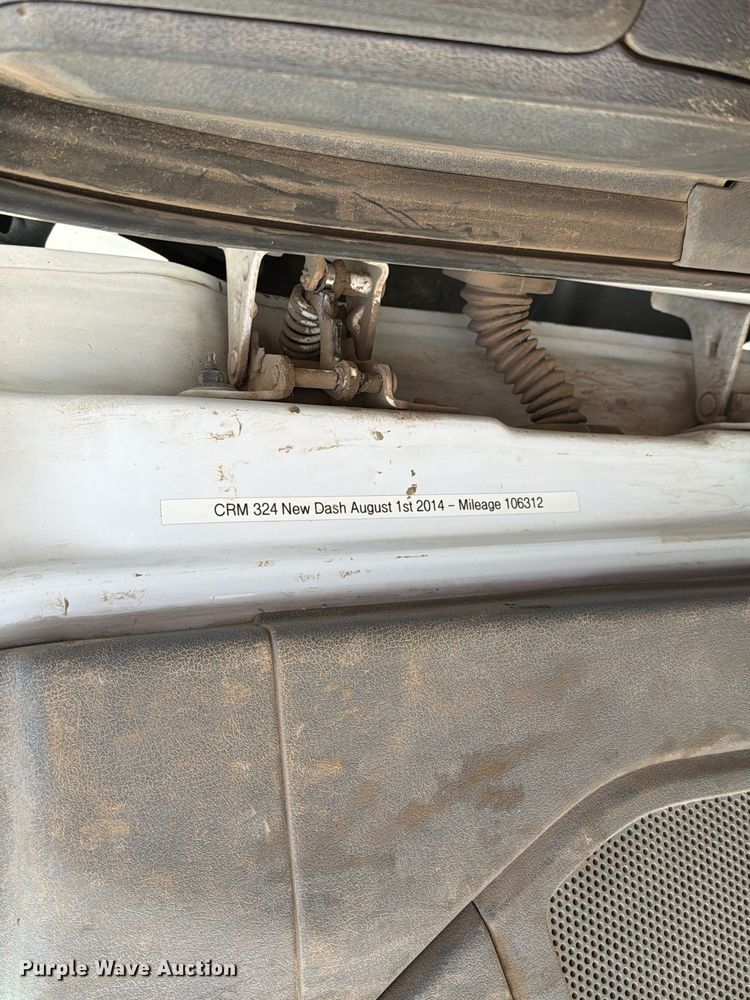 image for item FT6981 2008 Sterling Bullet truck cab and chassis