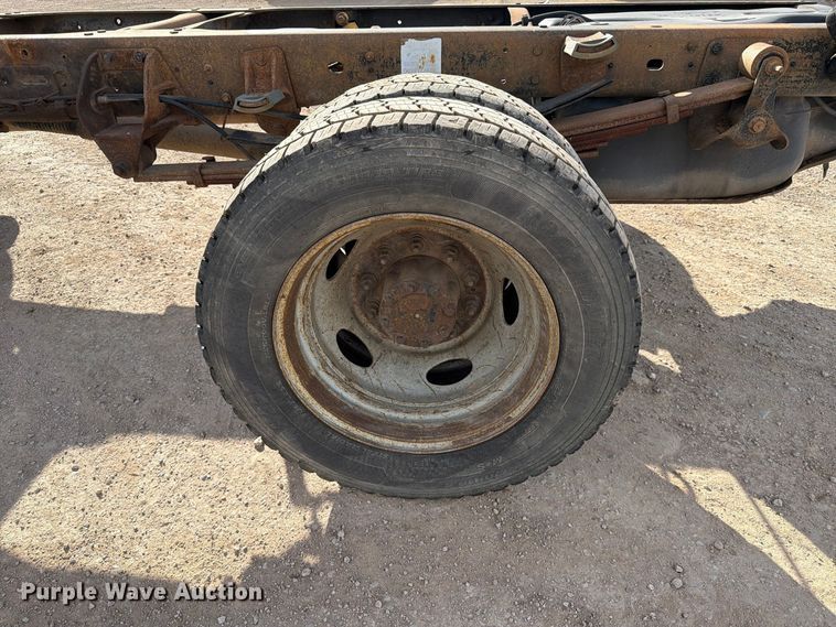 image for item FT6981 2008 Sterling Bullet truck cab and chassis