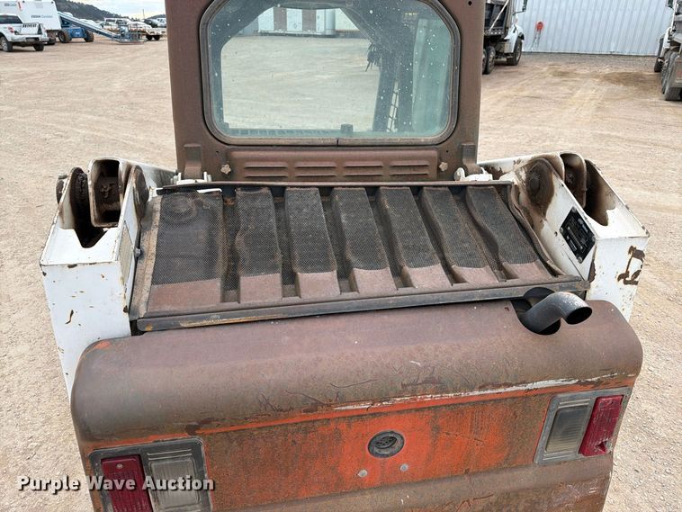 image for item FT6983 Bobcat T140 tracked skid steer loader