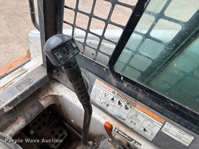 image for item FT6983 Bobcat T140 tracked skid steer loader