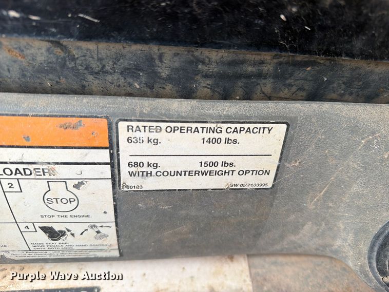 image for item FT6983 Bobcat T140 tracked skid steer loader